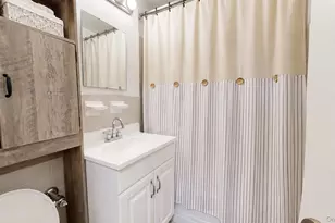 175-20 Wexford Terrace, Jamaica, NY 11432 - Photo 6