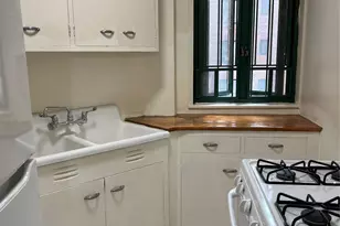 1569 Metropolitan Ave, Bronx, NY 10462 - Photo 2