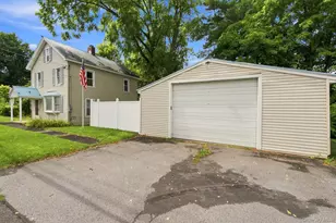 344 Broadway, Ulster Park, NY 12487 - Photo 4