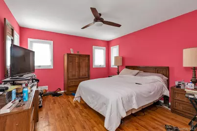 315 Cherry Place, East Meadow, NY 11554 - Photo 10
