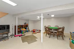 315 Cherry Pl, East Meadow, NY 11554 - Photo 12