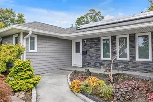 315 Cherry Pl, East Meadow, NY 11554 - Photo 2