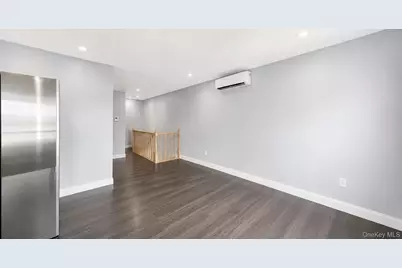 10754 125th Street, Richmond Hill, NY 11419 - Photo 4