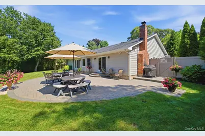 15 Brandywine Drive, East Setauket, NY 11733 - Photo 38