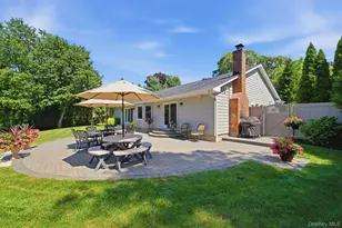 15 Brandywine Dr, East Setauket, NY 11733 - Photo 38