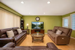 35 Hart St, Port Jefferson Station, NY 11776 - Photo 12