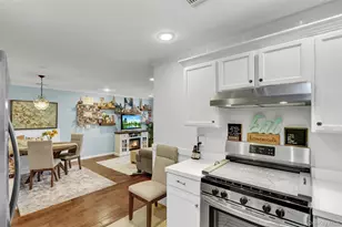 219 Medea Way, Central Islip, NY 11722 - Photo 10