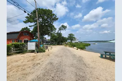 100 Reeves Bay Trail, Flanders, NY 11901 - Photo 22