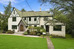 265 Old Mamaroneck Rd, White Plains, NY 10605 - Photo 2