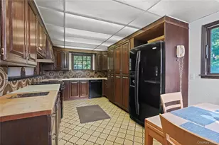 11 Riverview Ave, Ardsley, NY 10502 - Photo 14
