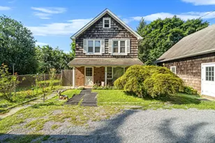 193 McKay Rd, Huntington Station, NY 11746 - Photo 4