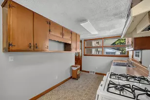 293 Highland Ave Ext, Middletown, NY 10940 - Photo 10