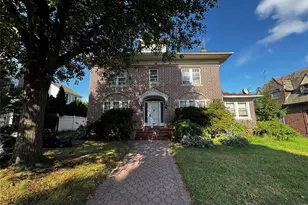 88-33 195th St, Hollis, NY 11423 - Photo 1