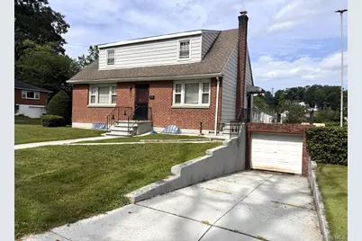 55 Canfield Avenue, Yonkers, NY 10710 - Photo 2