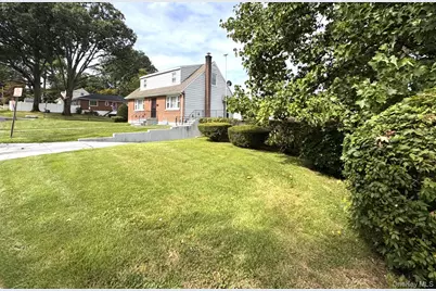 55 Canfield Avenue, Yonkers, NY 10710 - Photo 26
