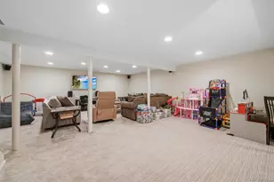 600 Mohawk Ct, Suffern, NY 10901 - Photo 42