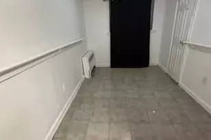 1031 E 241st St, Bronx, NY 10466 - Photo 4