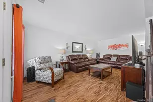 21 Alhambra Dr, Oceanside, NY 11572 - Photo 2