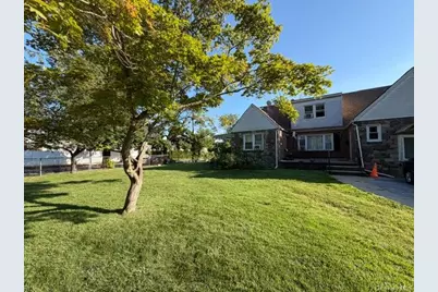 134 Stuart Avenue, Valley Stream, NY 11580 - Photo 2