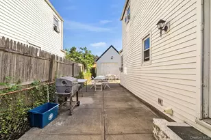 195 Alabama Ave, Hempstead, NY 11550 - Photo 4