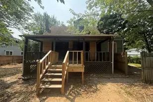 57 Clinton Ave, Patchogue, NY 11772 - Photo 4