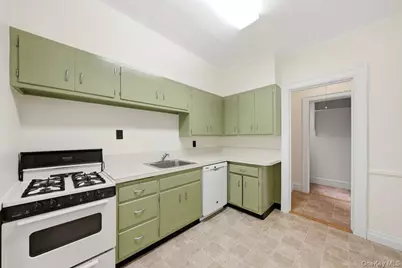 3633 Greystone Avenue, Bronx, NY 10463 - Photo 8