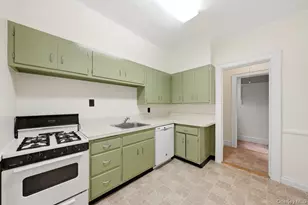 3633 Greystone Ave, Bronx, NY 10463 - Photo 8