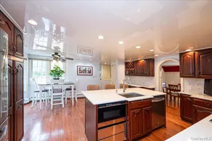 34 Albemarle Rd, Westbury, NY 11590 - Photo 10
