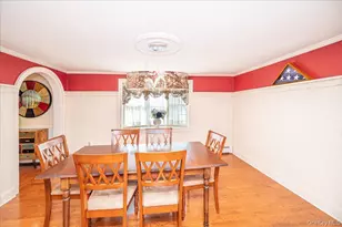 34 Albemarle Rd, Westbury, NY 11590 - Photo 8
