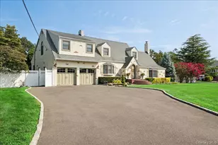 34 Albemarle Rd, Westbury, NY 11590 - Photo 2