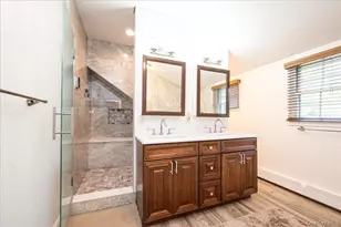34 Albemarle Rd, Westbury, NY 11590 - Photo 36
