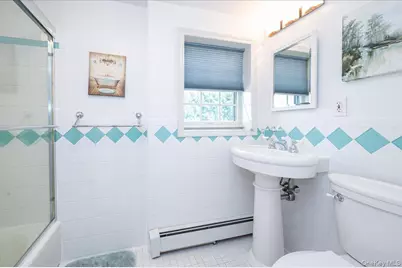34 Albemarle Road, Westbury, NY 11590 - Photo 28
