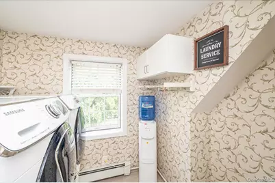 34 Albemarle Road, Westbury, NY 11590 - Photo 32