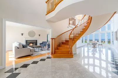 16125 Soundview Avenue, Southold, NY 11971 - Photo 8