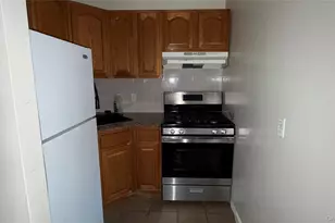25-08 81st St, East Elmhurst, NY 11370 - Photo 8