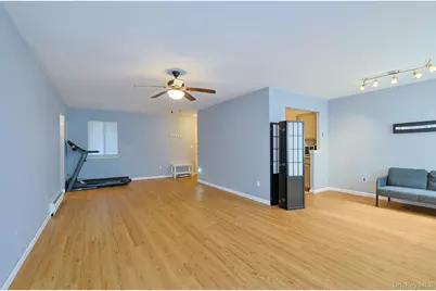 25 Village Park Drive #2F, Fishkill, NY 12524 - Photo 8