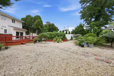 701 Hoover Street, North Bellmore, NY 11710 - Photo 40