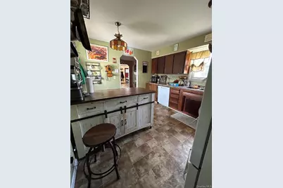 76 Idaho Street, Lindenhurst, NY 11757 - Photo 6