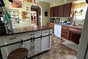 76 Idaho St, Lindenhurst, NY 11757 - Photo 6