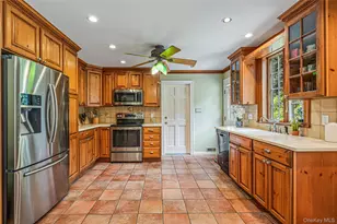 84 Bayville Rd, Locust Valley, NY 11560 - Photo 8