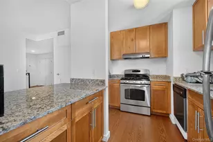 40-26 College Point Blvd, Flushing, NY 11354 - Photo 6