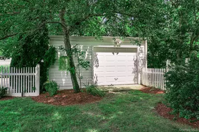 17 Sundial Lane, Bellport, NY 11713 - Photo 24