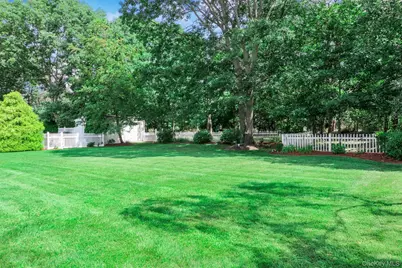 17 Sundial Lane, Bellport, NY 11713 - Photo 22
