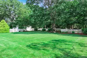 17 Sundial Ln, Bellport, NY 11713 - Photo 22