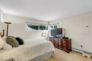 42 Dock Ln, Wantagh, NY 11793 - Photo 12