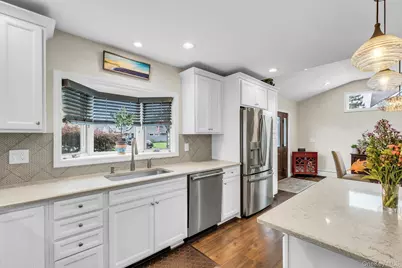 42 Dock Lane, Wantagh, NY 11793 - Photo 8