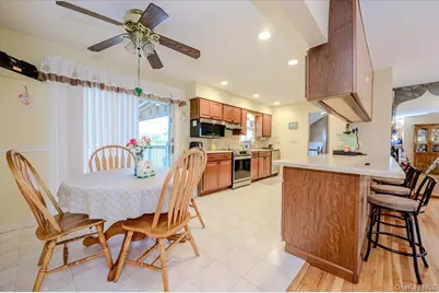 694 Pease Lane, West Islip, NY 11795 - Photo 12