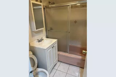 22415 Braddock Avenue, Queens Village, NY 11428 - Photo 6