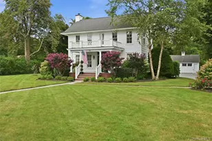 129 Bayview Ave, Amityville, NY 11701 - Photo 2