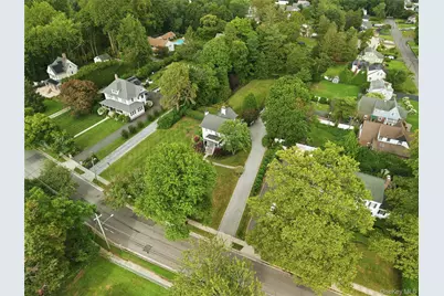 129 Bayview Avenue, Amityville, NY 11701 - Photo 48